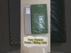 Karpet berkemah busa ganda