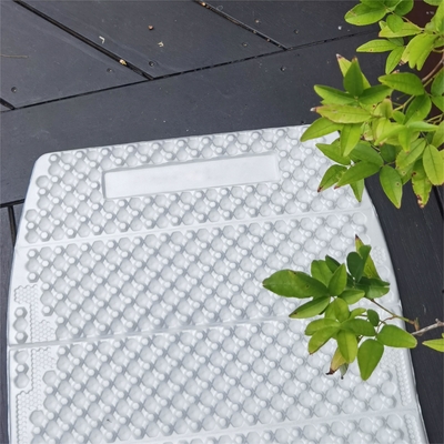 99g Berat Ultralight Foaming Sleeping Pad Pearl Putih Menghemat Ruang PE Foam Mat