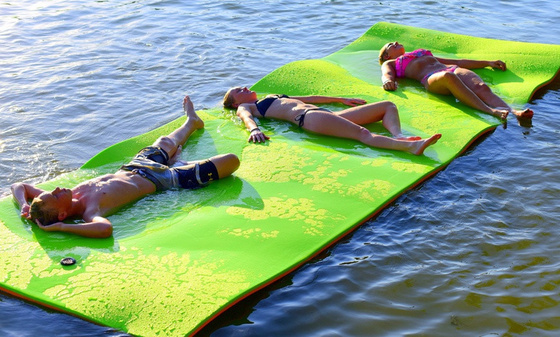 Custom Color Size Foam Floating Mat, Water Float Mat Multi Layers Untuk Kolam Raksasa